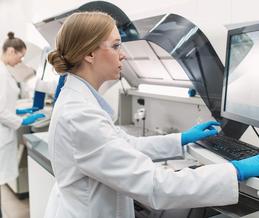 woman lab technician